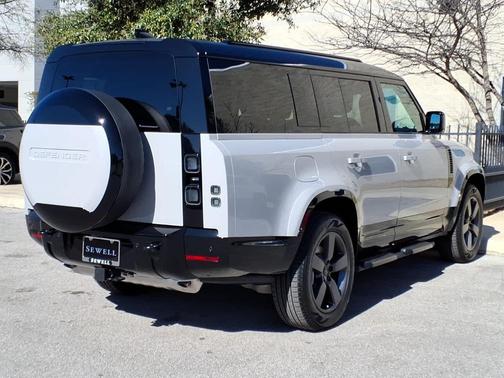 2026 Land Rover Defender P400 X-Dynamic SE