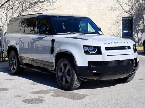 2026 Land Rover Defender P400 X-Dynamic SE