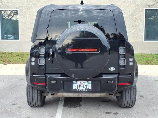 2023 Land Rover Defender 110 X