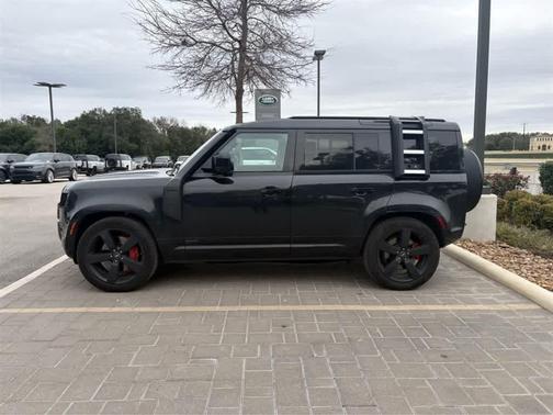 2023 Land Rover Defender 110 X