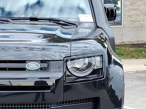 2023 Land Rover Defender 110 X