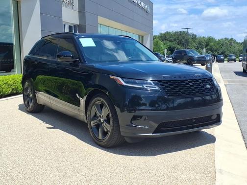 Santorini Black Metallic 2023 Land Rover Range Rover Velar P250 S