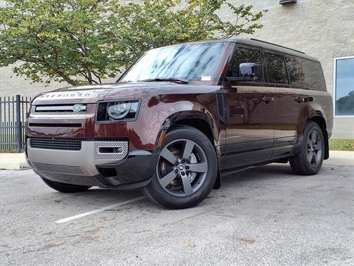 2025 Land Rover Defender 130 P400 X-Dynamic SE