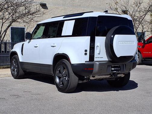 2026 Land Rover Defender P300 S