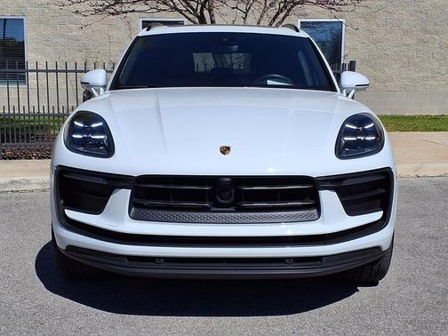 WHITE 2024 Porsche Macan Macan