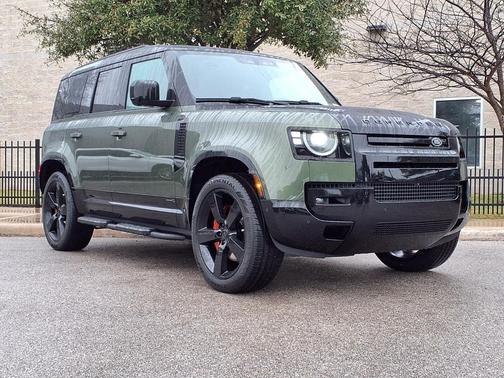 2026 Land Rover Defender P400 X