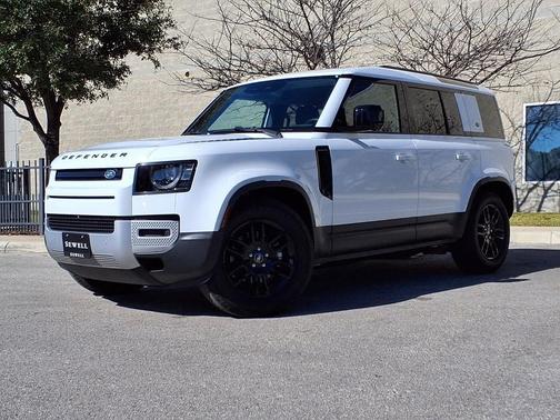 2024 Land Rover Defender 110 P300