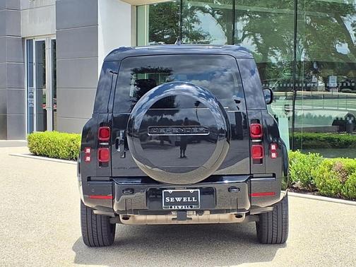 Santorini Black Metallic 2025 Land Rover Defender 130 P400 X-Dynamic SE