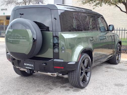 2026 Land Rover Defender P400 X-Dynamic SE