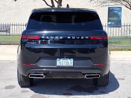 2025 Land Rover Range Rover Sport SE