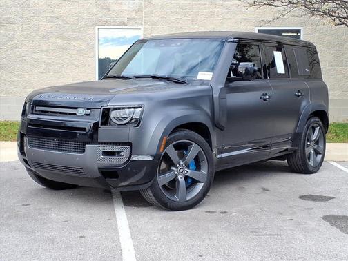 2022 Land Rover Defender 110 V8