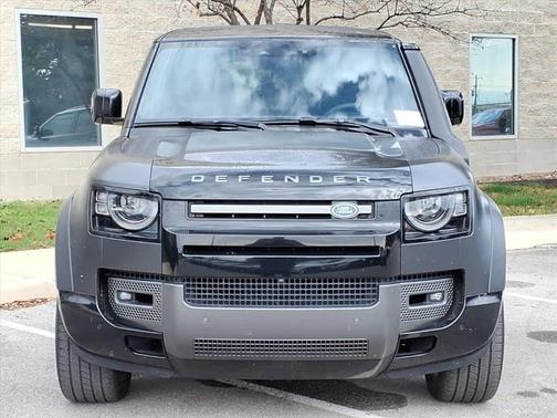 2022 Land Rover Defender 110 V8