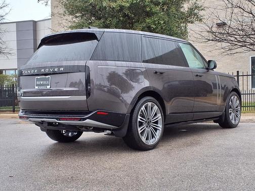 2026 Land Rover Range Rover P530 SE 7 Seat