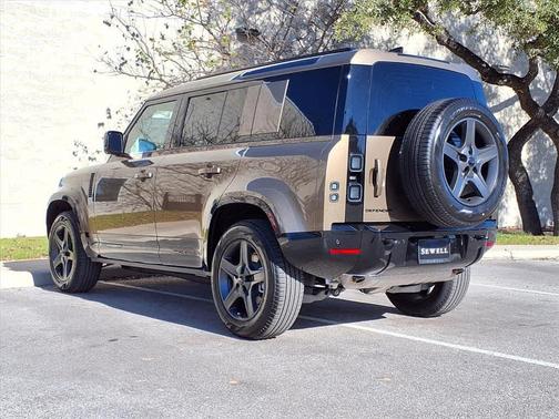 2026 Land Rover Defender P400 X-Dynamic SE