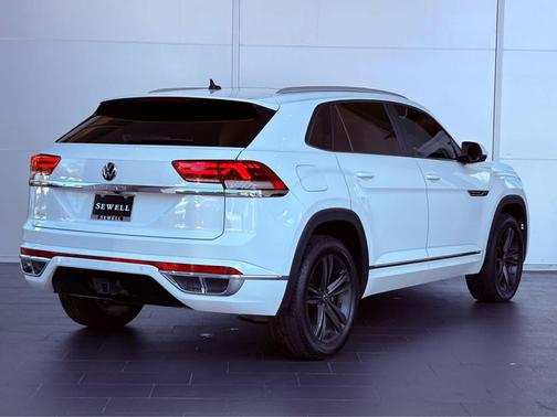2021 Volkswagen Atlas Cross Sport 3.6L V6 SE w/Technology R-Line
