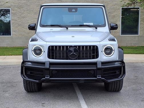 MANUFAKTUR Moonlight White Metallic 2024 Mercedes-Benz AMG G 63 4MATIC