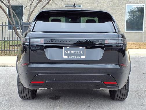 2026 Land Rover Range Rover Velar P400 Dynamic SE