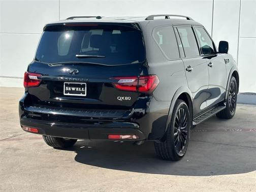2023 INFINITI QX80 SENSORY