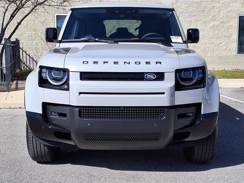 2026 Land Rover Defender P400 X-Dynamic SE