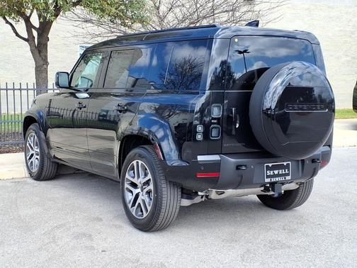 2026 Land Rover Defender P400 X-Dynamic SE