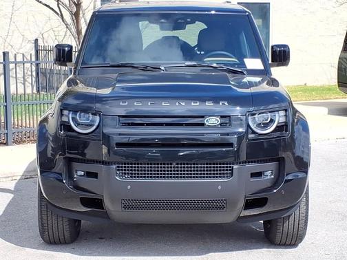 2026 Land Rover Defender P400 X-Dynamic SE