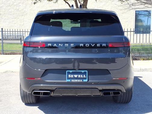 2024 Land Rover Range Rover Sport SE