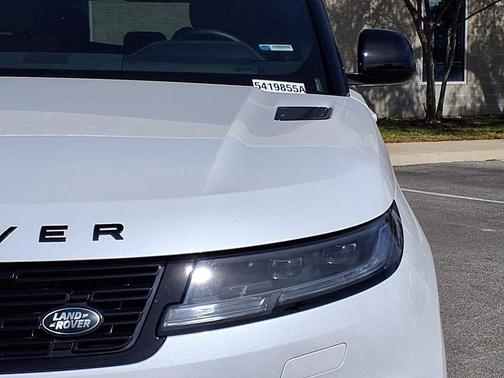 2024 Land Rover Range Rover Sport SE