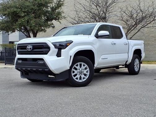 2024 Toyota Tacoma SR5