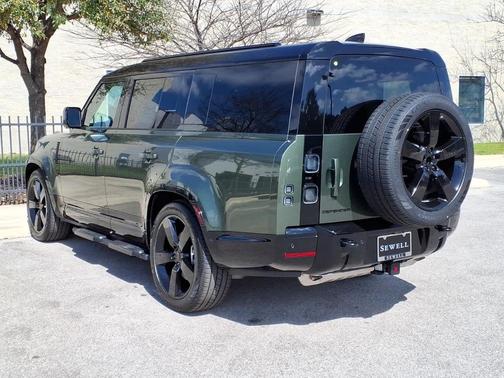 2026 Land Rover Defender P400 X-Dynamic SE