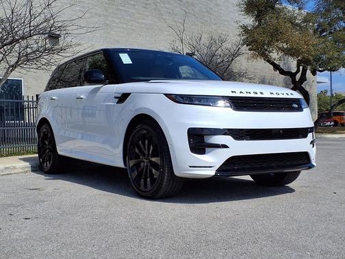2026 Land Rover Range Rover Sport SE
