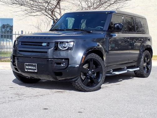 2024 Land Rover Defender 110 V8