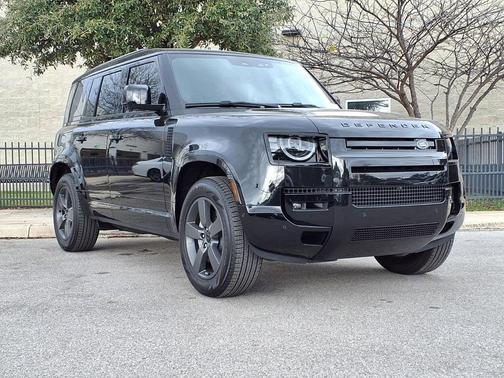 2026 Land Rover Defender P400 X-Dynamic SE