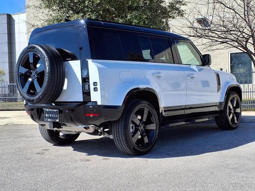 2026 Land Rover Defender P400 X-Dynamic SE