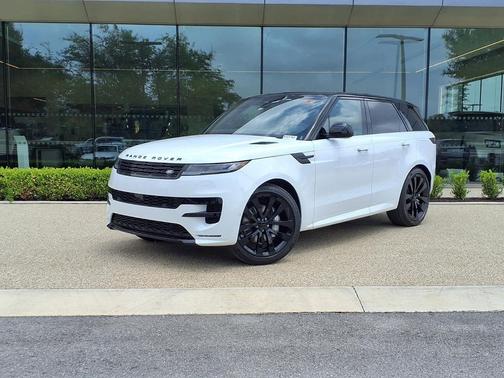 Fuji White 2026 Land Rover Range Rover Sport SE
