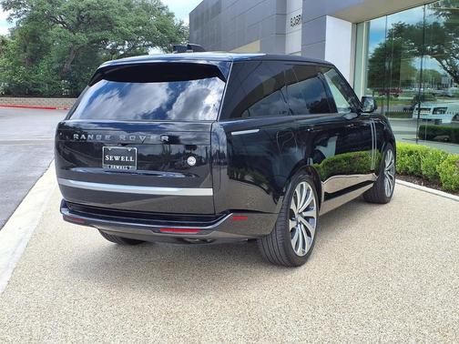 Santorini Black Metallic 2024 Land Rover Range Rover P615 SV