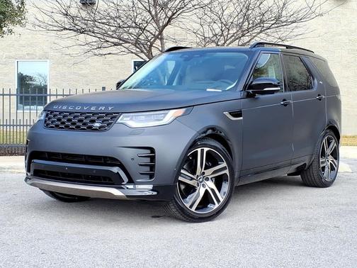 CARPATHIAN GREY 2026 Land Rover Discovery Tempest Edition