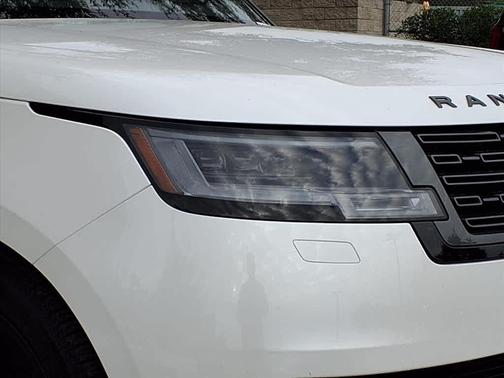 2025 Land Rover Range Rover P530 SE