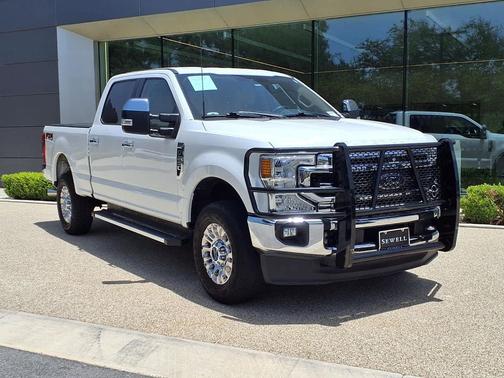 Star White Metallic Tri-Coat 2022 Ford F-250 Lariat