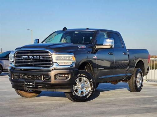 2024 RAM 2500 Laramie Crew Cab 4x4 6'4' Box