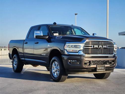 2024 RAM 2500 Laramie Crew Cab 4x4 6'4' Box