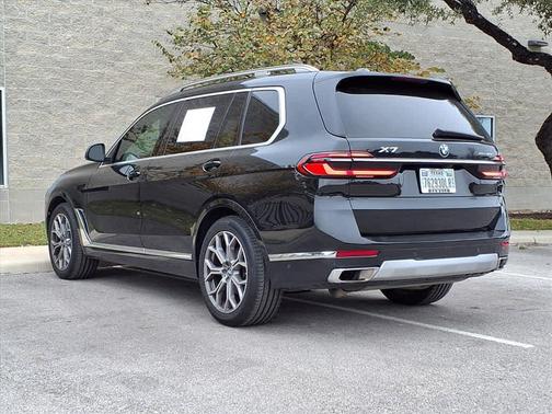 2023 BMW X7 xDrive40i