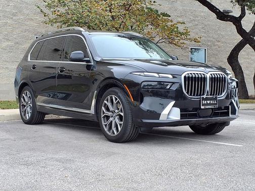 2023 BMW X7 xDrive40i