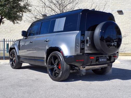 2024 Land Rover Defender 110 P400 X