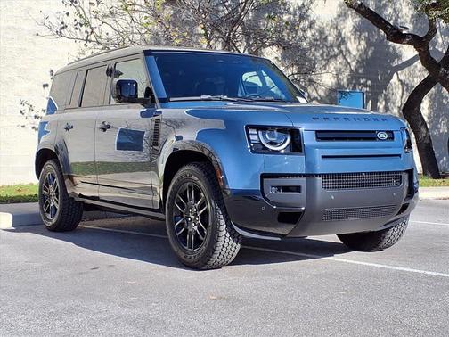 2026 Land Rover Defender P400 X-Dynamic SE