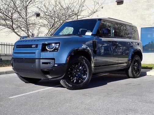 2026 Land Rover Defender P400 X-Dynamic SE