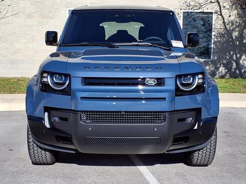 2026 Land Rover Defender P400 X-Dynamic SE