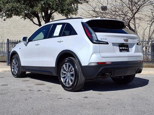 2019 Cadillac XT4 Sport