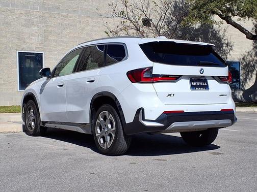 2025 BMW X1 xDrive28i