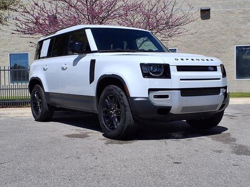 2025 Land Rover Defender 110 P300