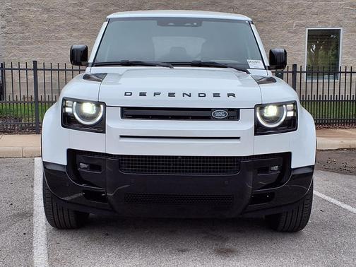 2026 Land Rover Defender P400 X-Dynamic SE